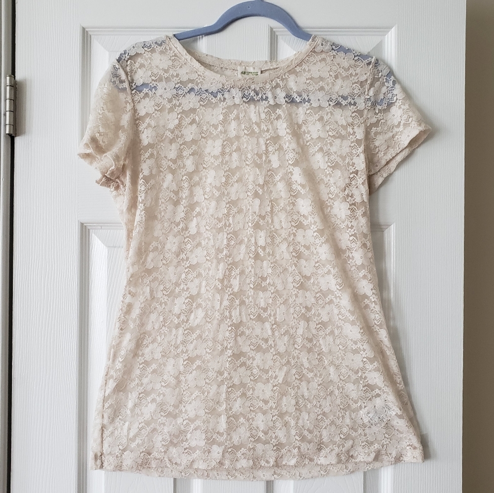 H&M Cream Lace Short Sleeve Top